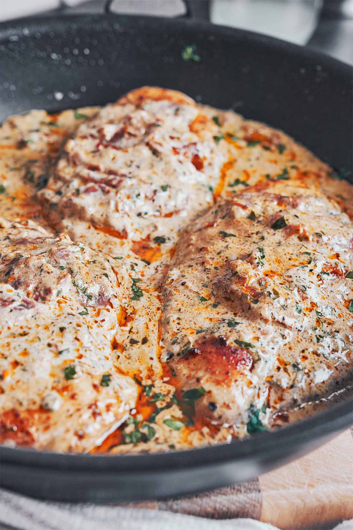 Minute Chicken Sun-Dried Tomato Cream Sauce: Easy Weeknight Dinner